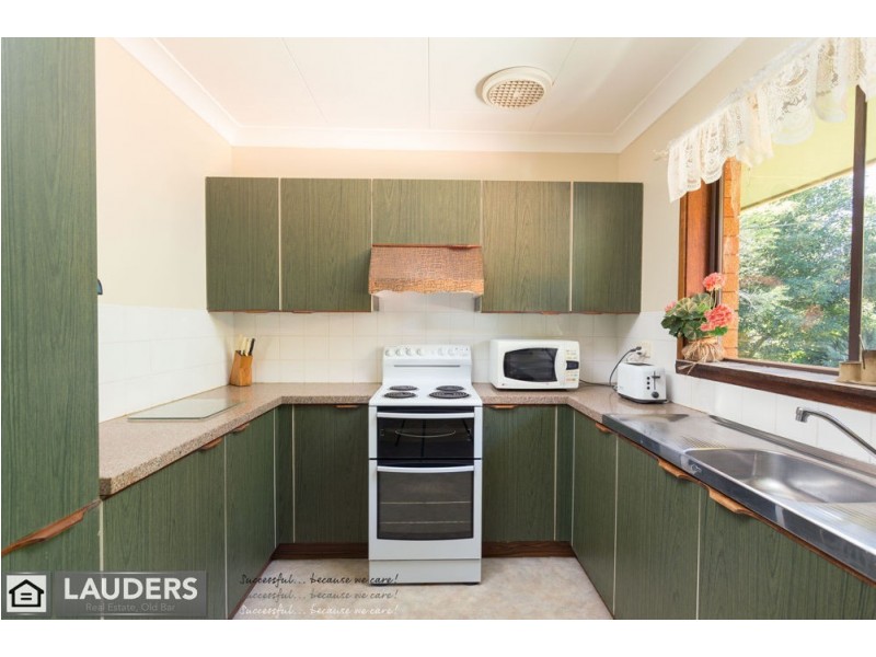 66 Warwiba Road, Old Bar NSW 2430