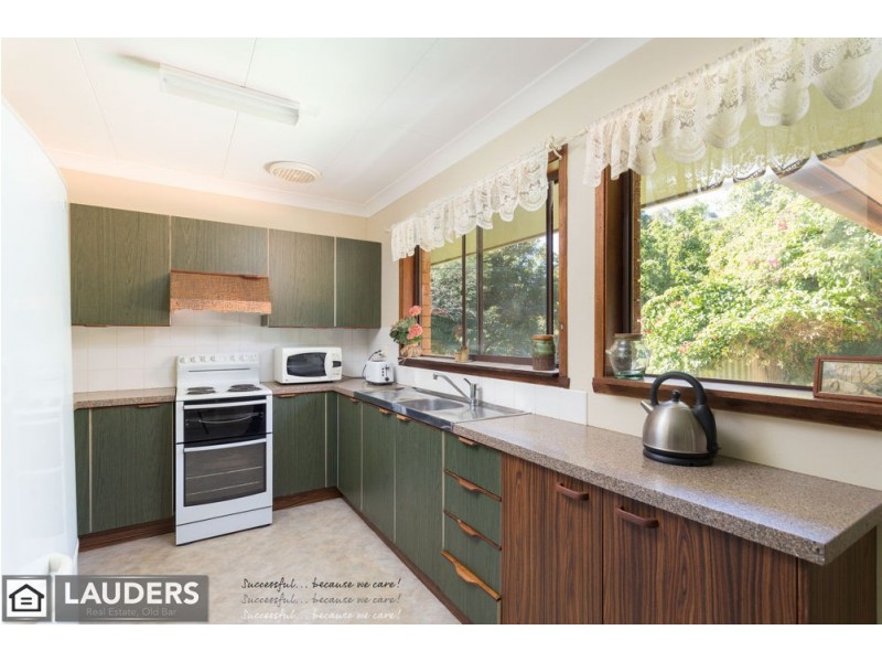 66 Warwiba Road, Old Bar NSW 2430