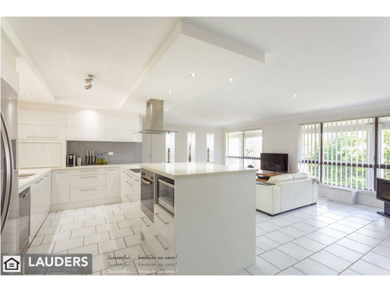 2 Shelly Close, Wallabi Point NSW 2430