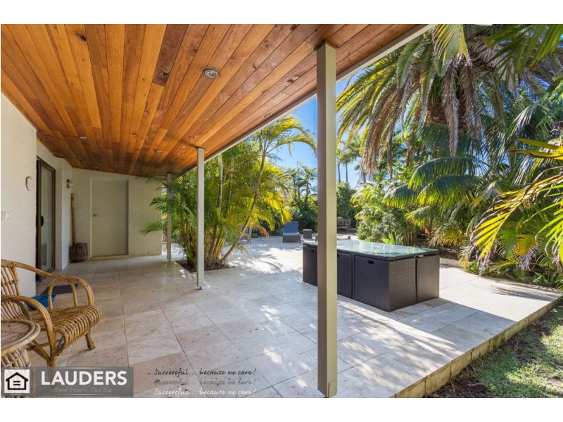 2 Shelly Close, Wallabi Point NSW 2430