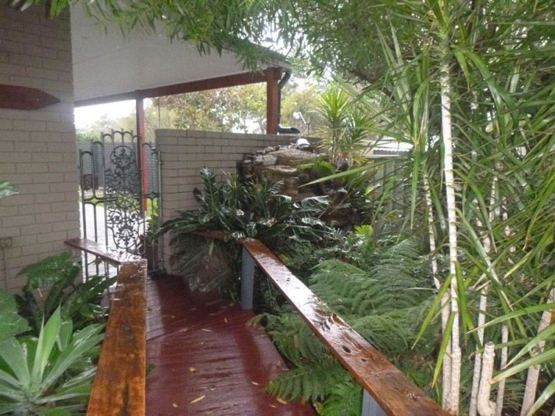 69 Old Bar Road, Old Bar NSW 2430
