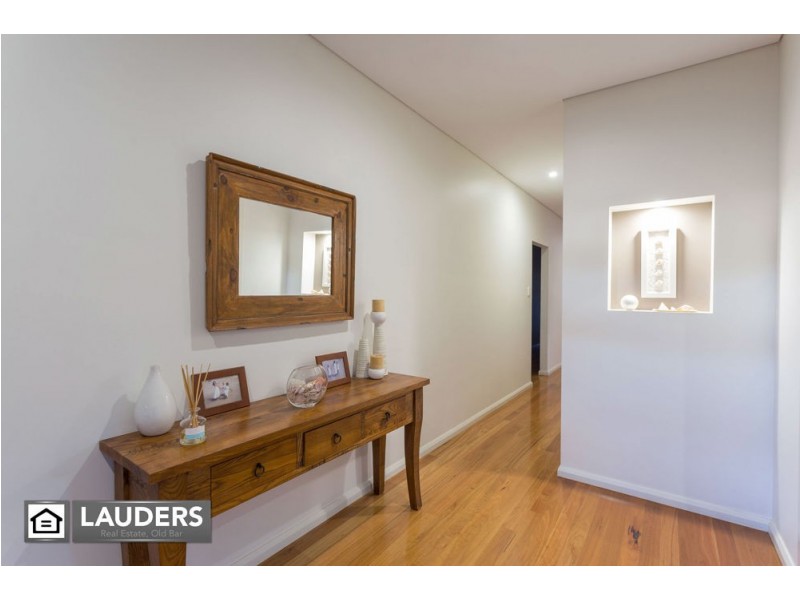 38 Bluehaven Drive, Old Bar NSW 2430