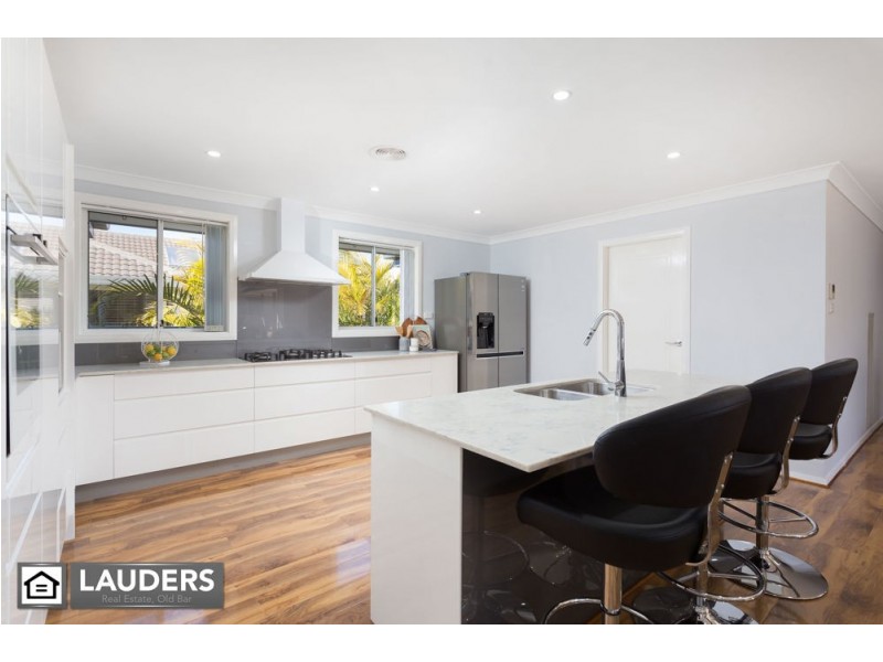 40 Bluehaven Drive, Old Bar NSW 2430