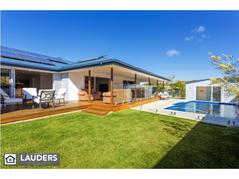 40 Bluehaven Drive, Old Bar NSW 2430