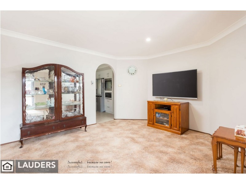 13 Casuarina Close, Old Bar NSW 2430