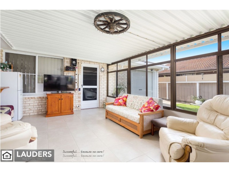 13 Casuarina Close, Old Bar NSW 2430