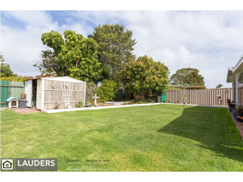 13 Casuarina Close, Old Bar NSW 2430