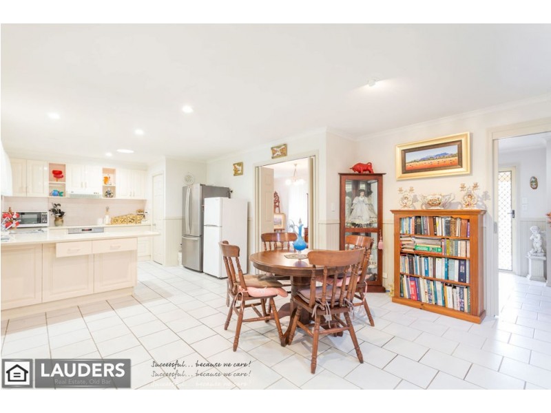 19 Cross Street, Old Bar NSW 2430