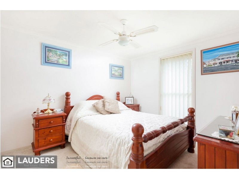 19 Cross Street, Old Bar NSW 2430