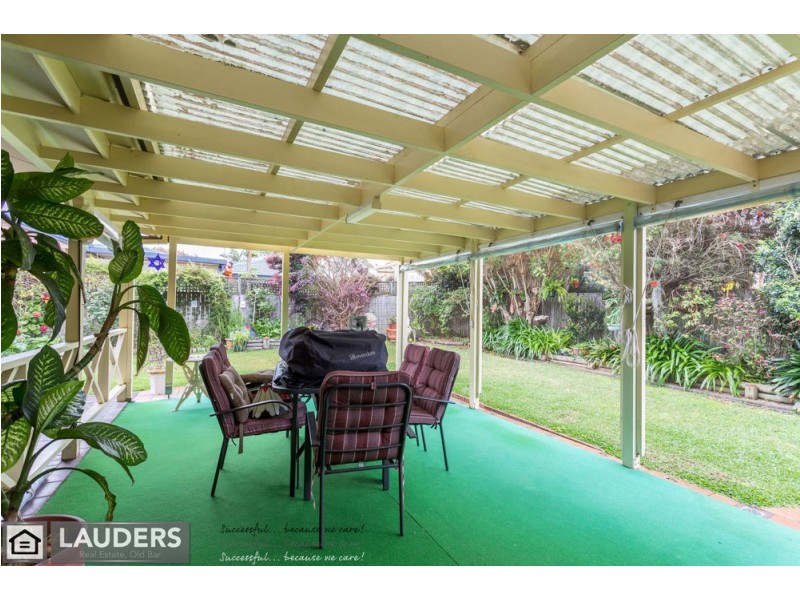 19 Cross Street, Old Bar NSW 2430
