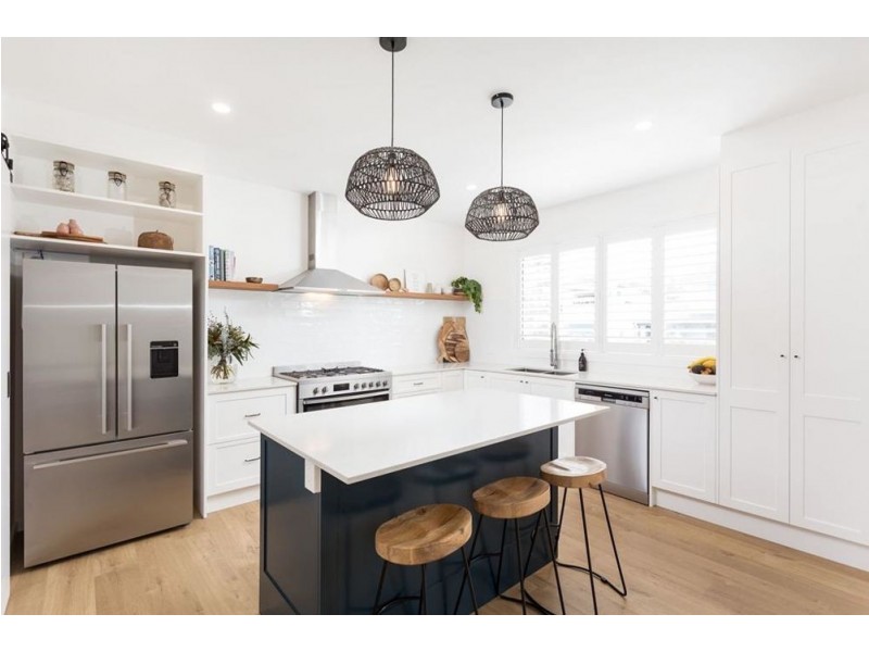 10 Tirriki Street, Old Bar NSW 2430