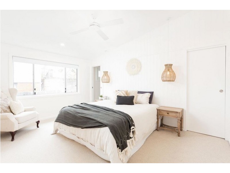 10 Tirriki Street, Old Bar NSW 2430