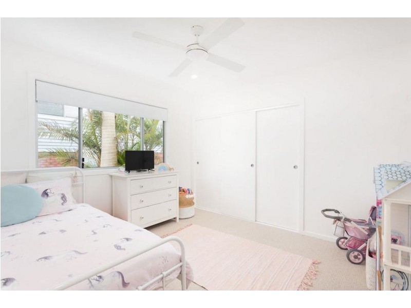 10 Tirriki Street, Old Bar NSW 2430