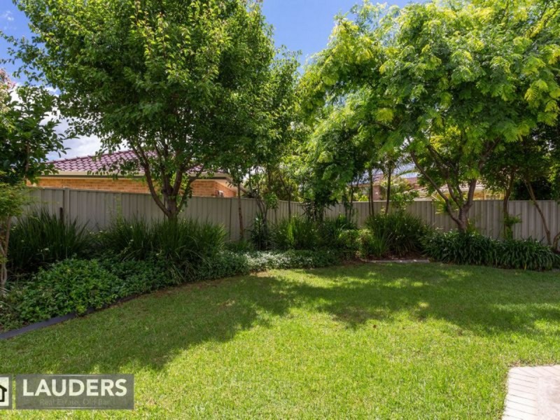 11 Laurina Close, Old Bar NSW 2430