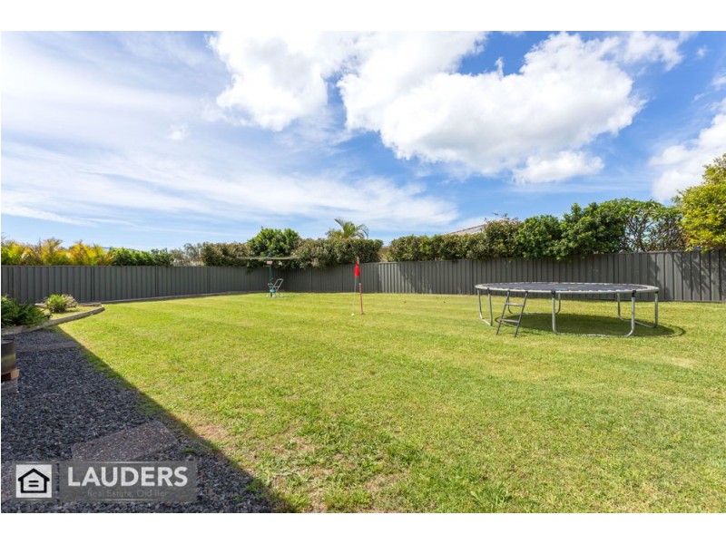 12 Rosier Place, Old Bar NSW 2430