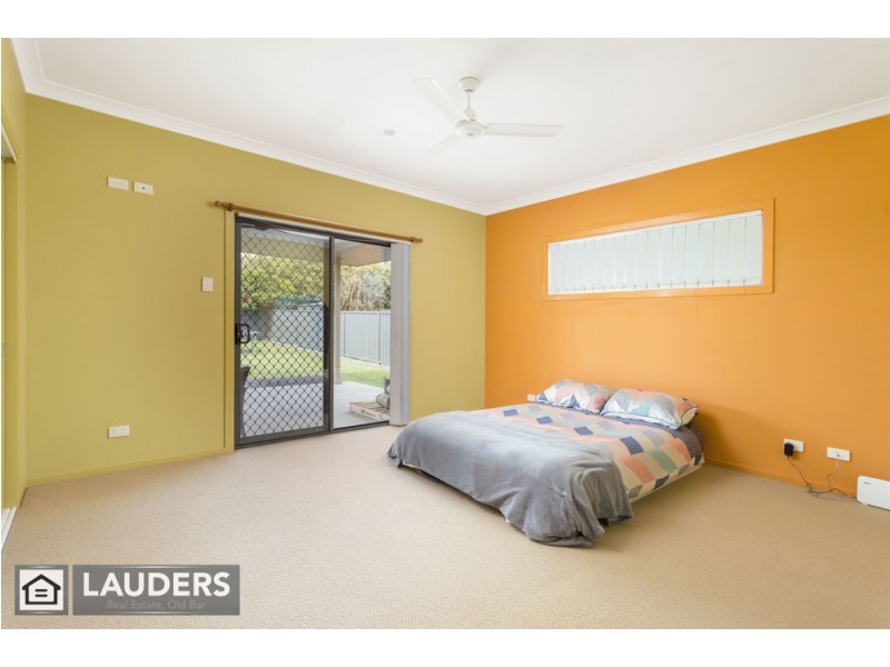 12 Rosier Place, Old Bar NSW 2430
