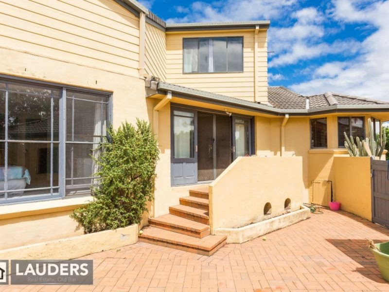 15 Spinnaker Cove, Wallabi Point NSW 2430