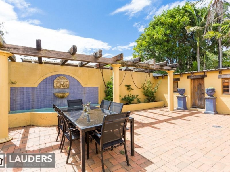 15 Spinnaker Cove, Wallabi Point NSW 2430