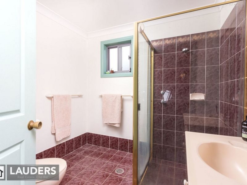 15 Spinnaker Cove, Wallabi Point NSW 2430