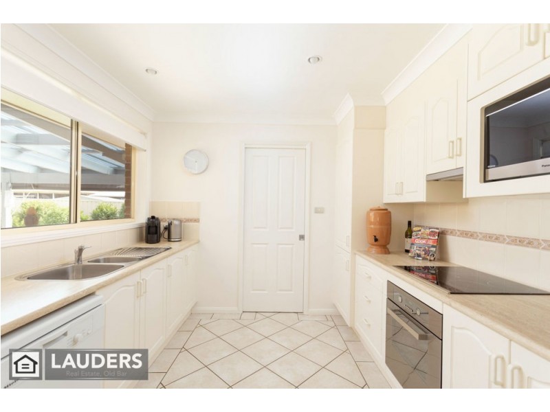 45 Clerke Street, Old Bar NSW 2430