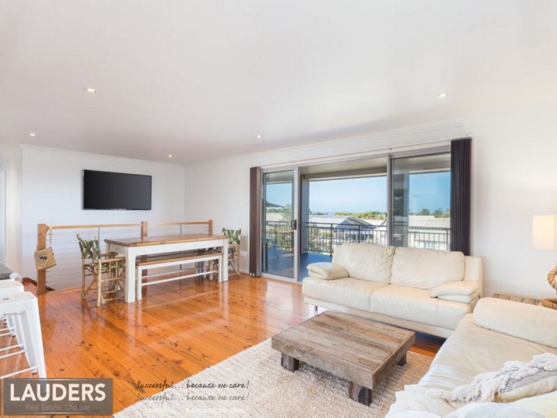 15 Smith Street, Old Bar NSW 2430