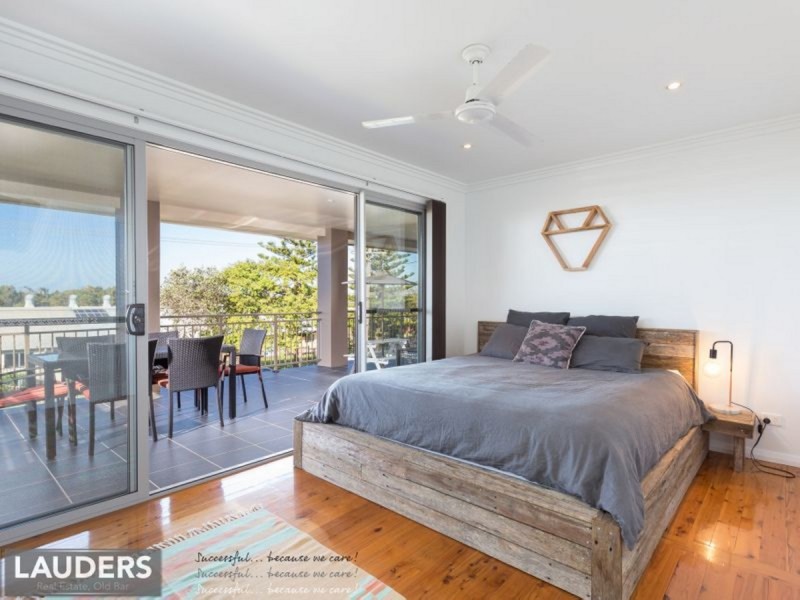 15 Smith Street, Old Bar NSW 2430