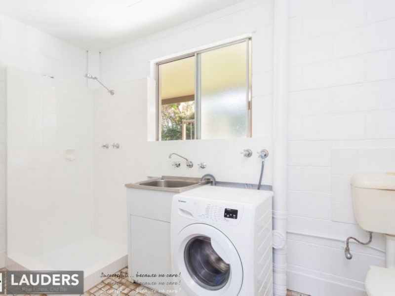 15 Smith Street, Old Bar NSW 2430