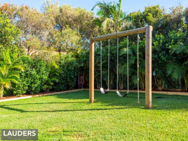 15 Smith Street, Old Bar NSW 2430