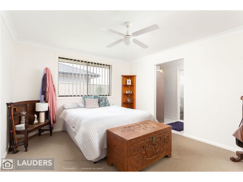 34 Albatross Way, Old Bar NSW 2430