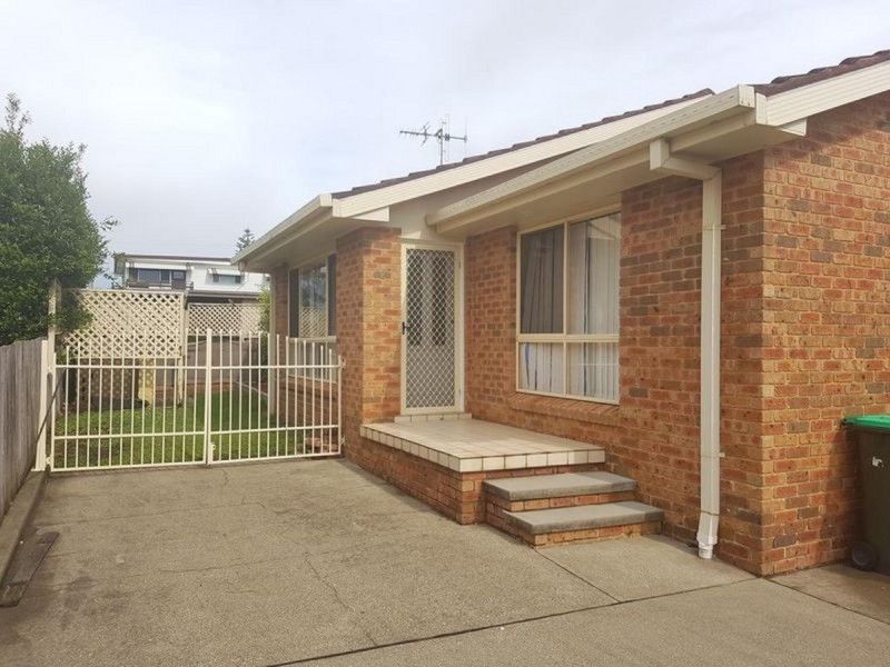 2/22 Sheppard Street, Old Bar NSW 2430