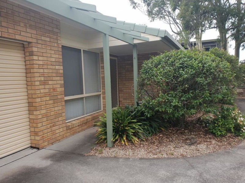 4/13 Connell Street, Old Bar NSW 2430