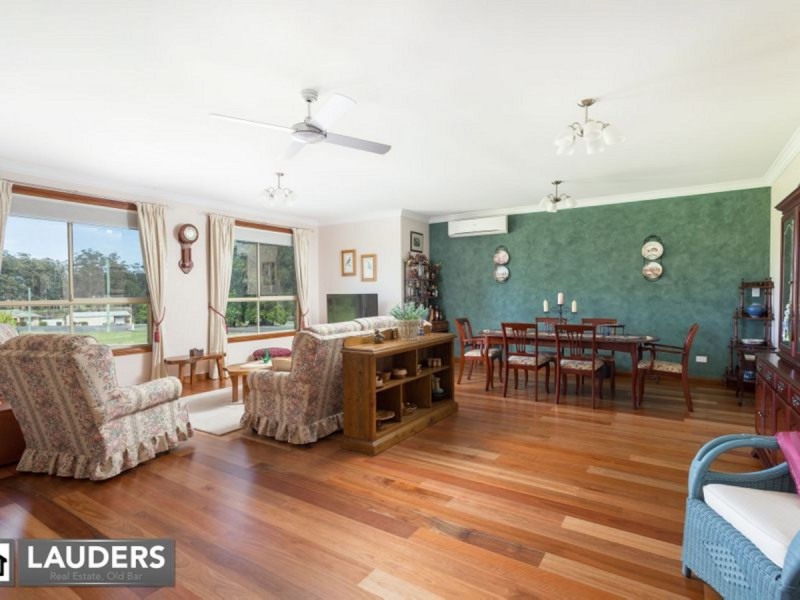 2 Arcadia Place, Taree NSW 2430