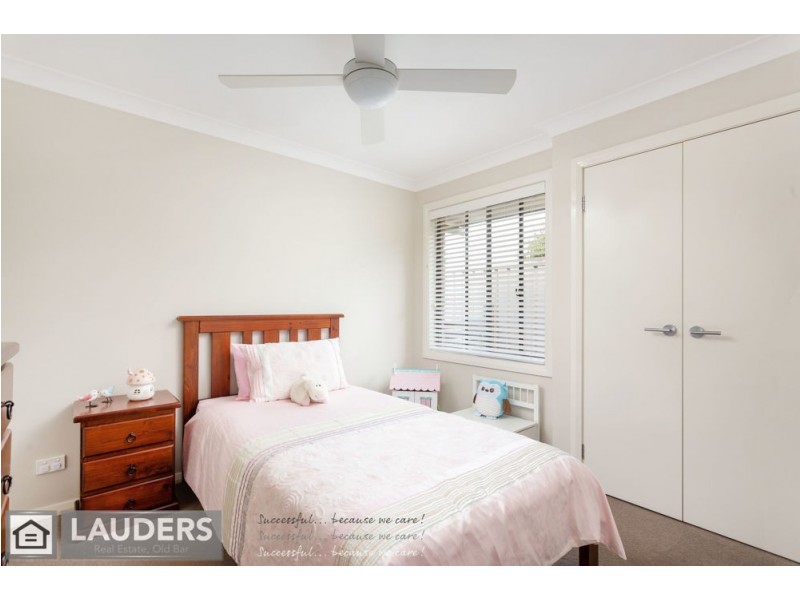 4 Rosier Place, Old Bar NSW 2430