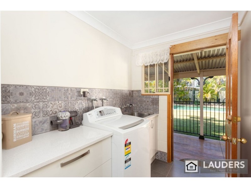 40 Bohnock Rd, Old Bar NSW 2430