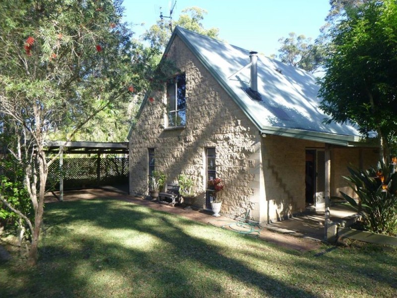 15 South Heron Road, Old Bar NSW 2430