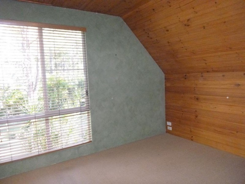 15 South Heron Road, Old Bar NSW 2430