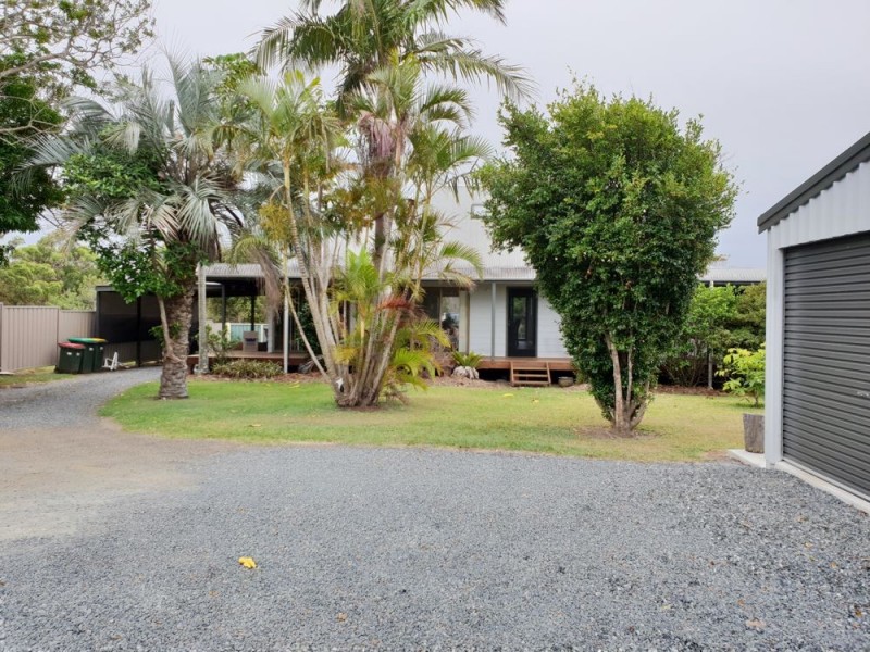 97 Old Bar Road, Old Bar NSW 2430