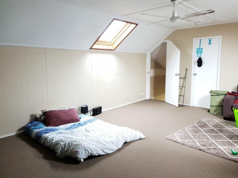 97 Old Bar Road, Old Bar NSW 2430