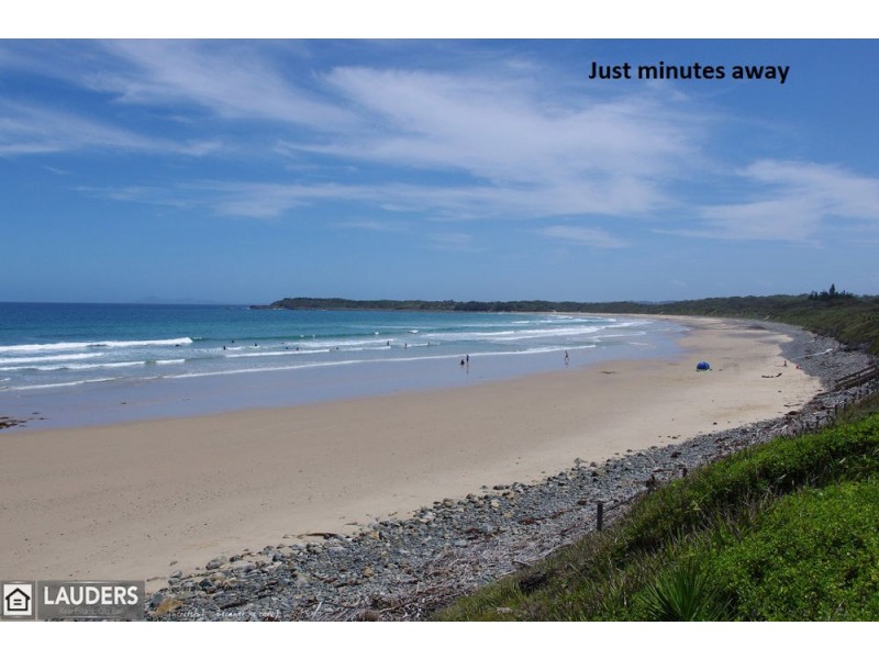 2 Shelly Close, Wallabi Point NSW 2430
