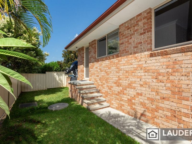 2/44 Medowie Road, Old Bar NSW 2430