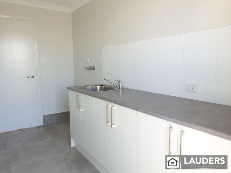 19A Albatross Way, Old Bar NSW 2430