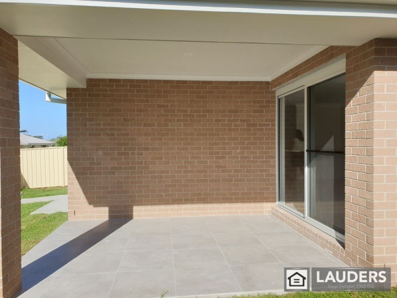 19A Albatross Way, Old Bar NSW 2430