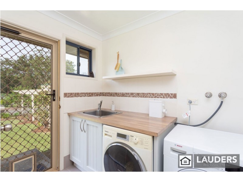 3 Peppermint Place, Old Bar NSW 2430