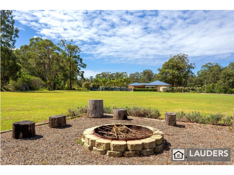 3 Peppermint Place, Old Bar NSW 2430