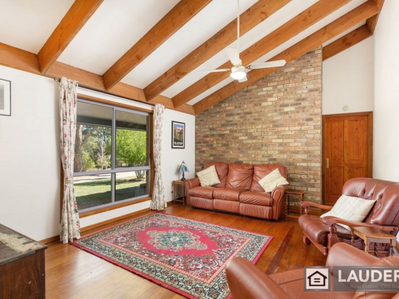 10 Myles Close, Old Bar NSW 2430