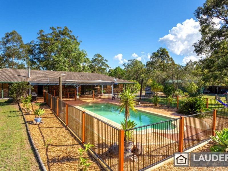 10 Myles Close, Old Bar NSW 2430