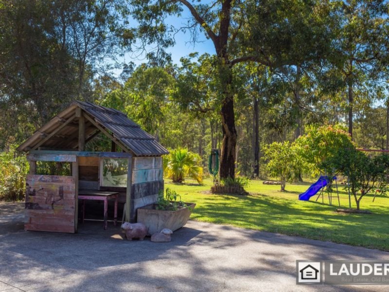 10 Myles Close, Old Bar NSW 2430