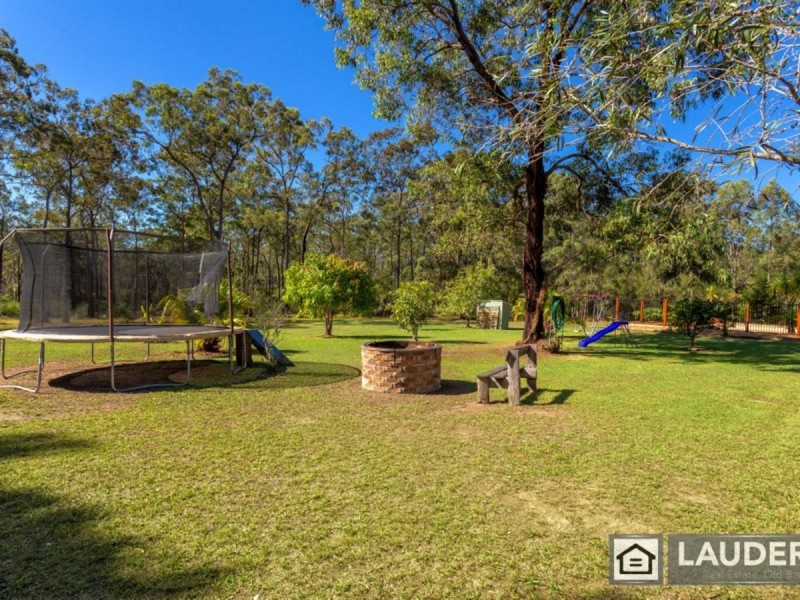 10 Myles Close, Old Bar NSW 2430