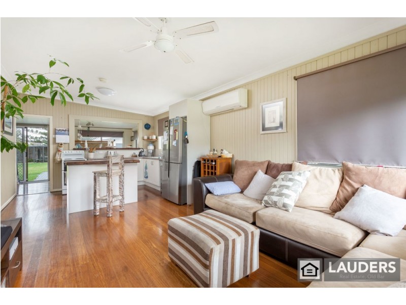 15 Richardson Street, Old Bar NSW 2430