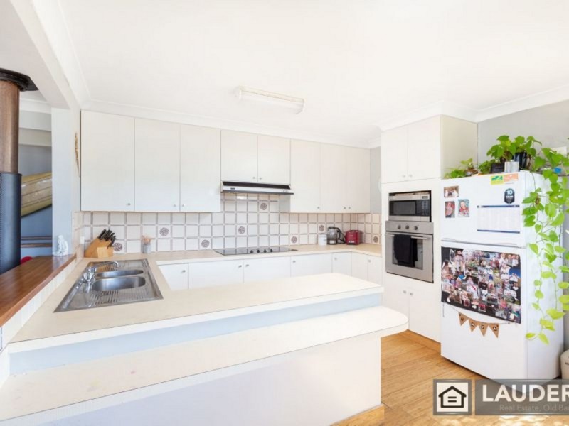 15 Pacific Parade, Old Bar NSW 2430